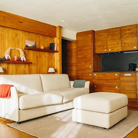 Maison Brenva Elegant T *